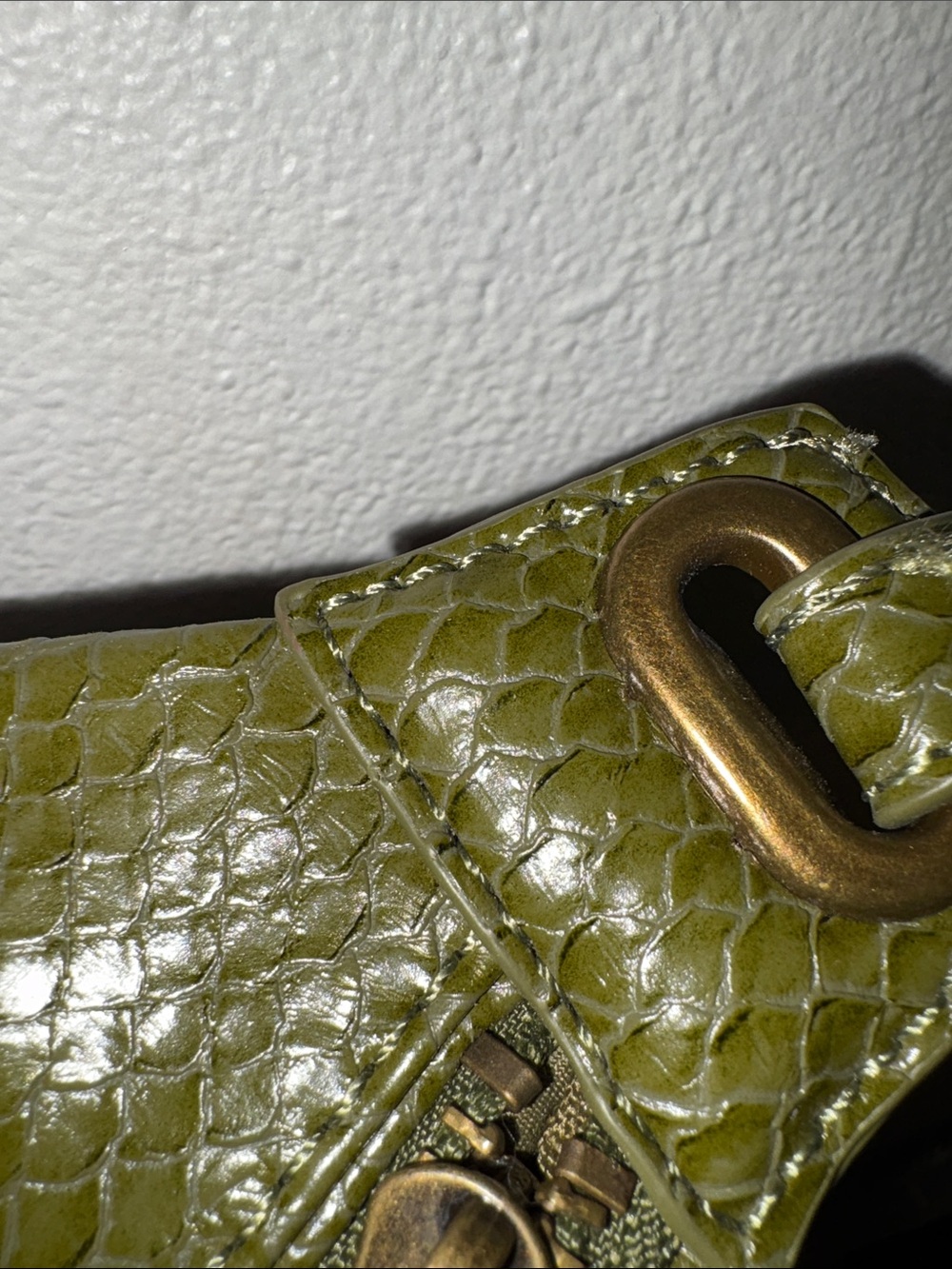 The Drop Olive Green Preston belt bag or Crossbody bag - Picture 6 of 12